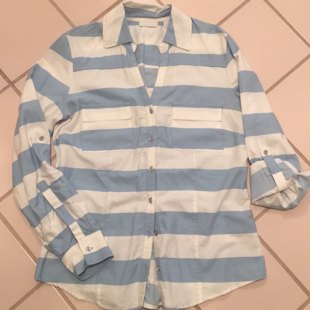 Button. Down cotton-blouse. Horizontal stripe